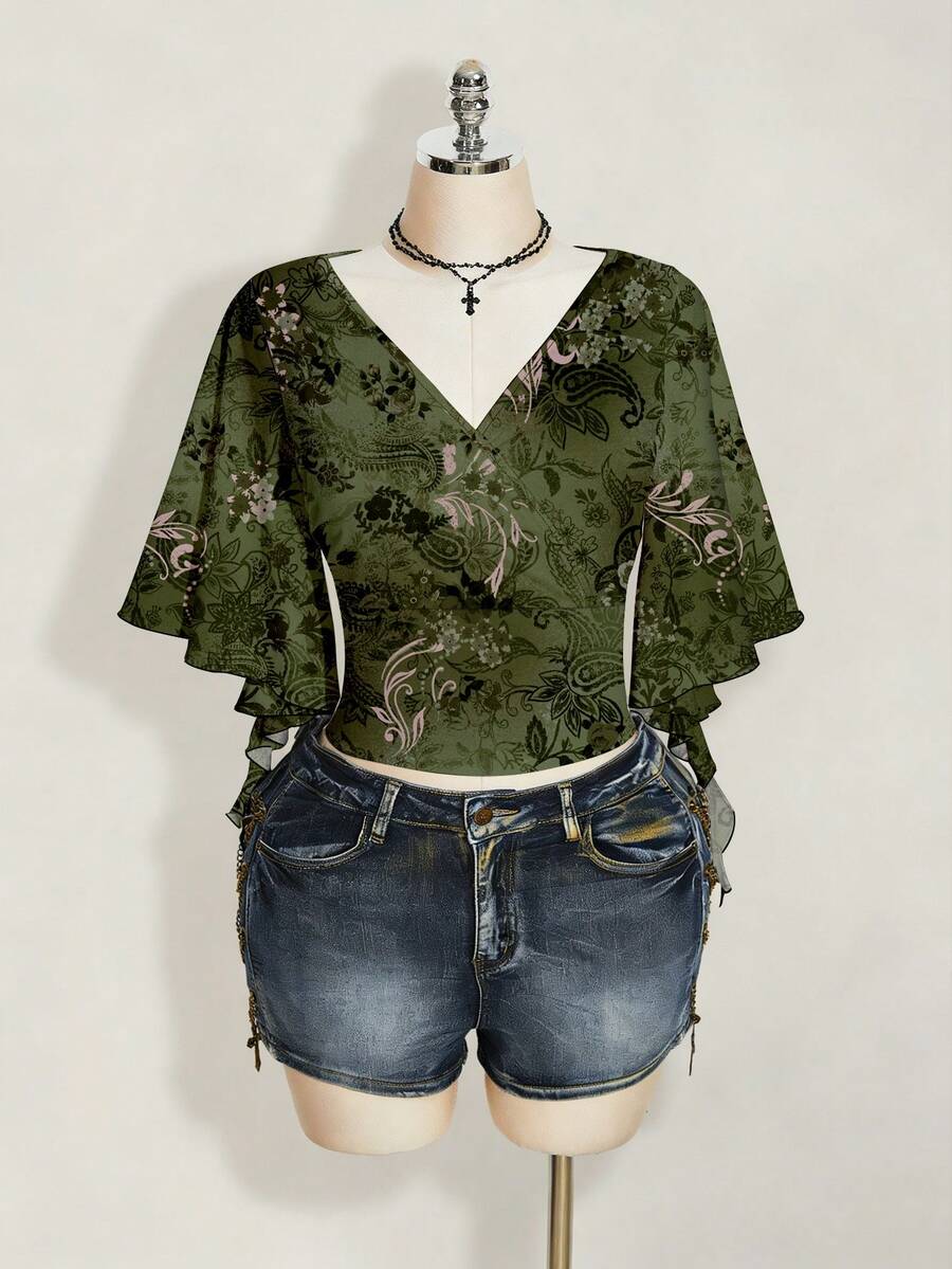 SHEIN ICON Vintage Pattern Plus Size Women Black T-Shirt, Green Top, Fashionable Streetwear, Music Festival - Multicolor - View 1