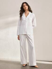 Ocili Conjunto de pijama de mujer de unicolor con cuello de solapa, botón de concha, bordado de encaje natural y suave, de manga corta y pantalón corto para uso diario - Blanco - Ver 4