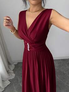 Elenzga Abito elegante e romantico da donna con scollo a V, senza maniche e con pieghe - Bordò - Visualizzare 4