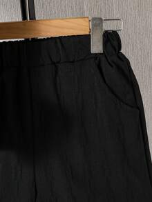 SHEIN 2pcs Tween Boy Fashion Versatile Single-Breasted Short Sleeve Shirt And Casual Pocket Shorts Set - Black - View 5