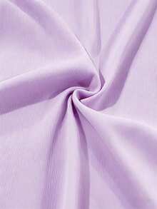 Franclia Áo kiểu nữ cỡ lớn màu hồng thanh lịch mới cho mùa hè, chất liệu chiffon, cổ trắng, dáng rộng, tay ngắn. Thích hợp cho mùa hè, lễ hội và các dịp nghỉ lễ. Đặc điểm nổi bật bao gồm cúc kim loại trang trí, kiểu dáng đa năng, cổ áo tương phản, dáng rộng, tay ngắn và vải xếp ly. Trang phục mùa tốt nghiệp, trang phục công sở thời trang, trang phục công sở, trang phục thường ngày năng động và chuyên nghiệp. - Màu tím hoa cà - Xem 7