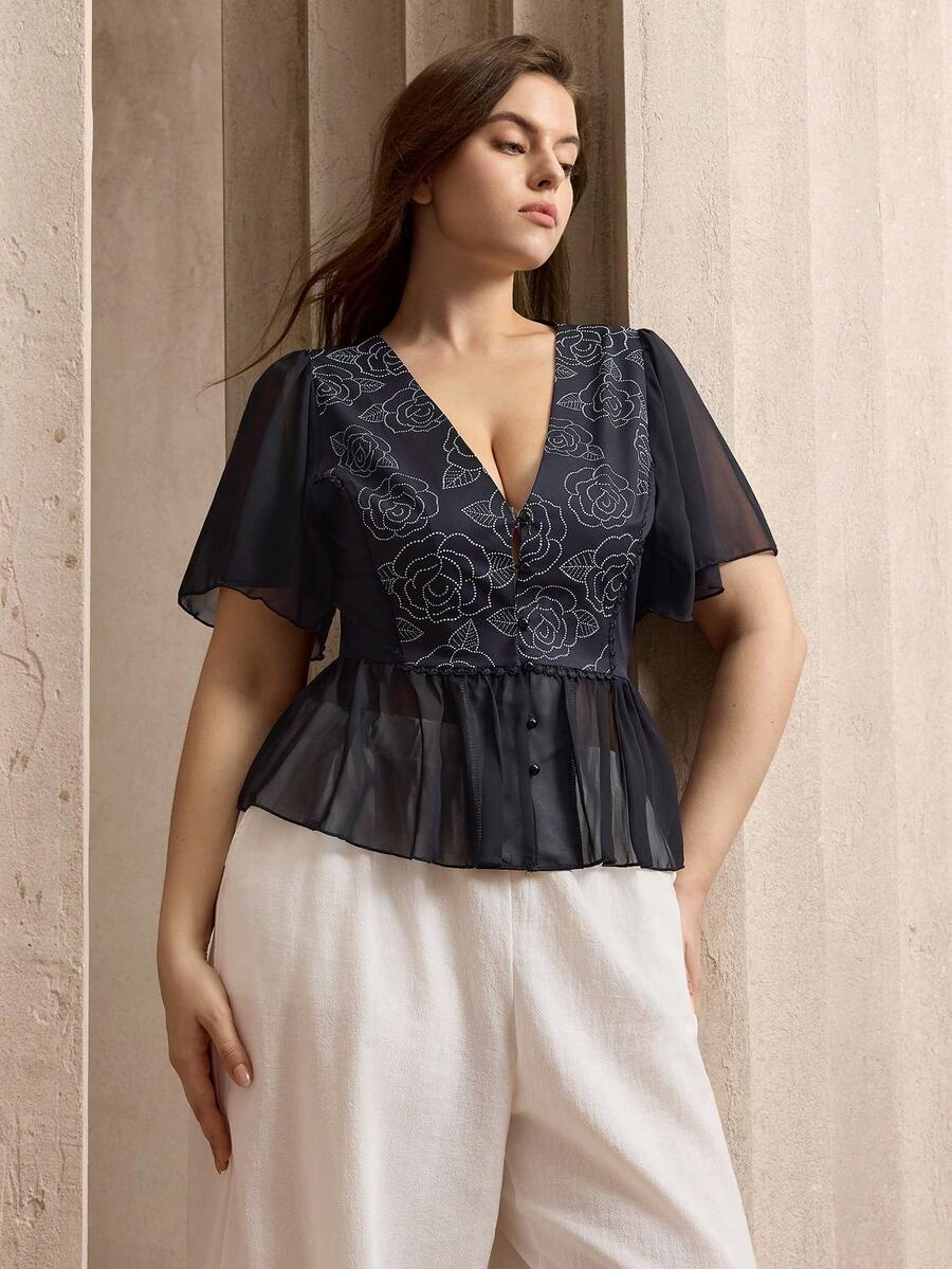 Blusa de mujer talla grande con cuello en V elegante, mangas abultadas, estampado floral y volantes en el bajo - Negro - Ver 1