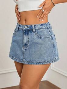 SHEIN Tween Girl Fashion Casual Y2k Vintage Cool Street Blue Simple Light Blue Washed Denim Shorts Dailywear Spring To Summer Rave Festival And Streetwear Festival City Break - Blue - View 3