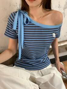 DAZY 女款藍色條紋不對稱領短袖印花T恤，夏季日常Y2K外出穿搭 - 藍色 - 查看 1