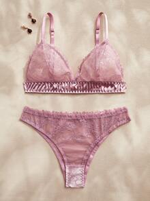 Charlaine 2件套粉色蕾丝拼接薄纱缎面无钢圈三角杯浪漫法式优雅精致女士内衣套装 - 藕粉色 - 查看 1