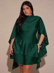 SHEIN BAE Đầm satin cỡ lớn dành cho nữ mùa thu/đông, kiểu dáng bất đối xứng, dây đeo có thể điều chỉnh, hở lưng, cổ áo choàng. - Màu xanh lá cây đậm - Xem 6