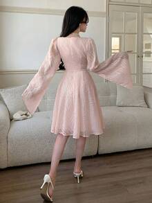 Feyla Women's Textured Overlap V-Neck Split Sleeve Elegant Short Dress - Pink - View 2