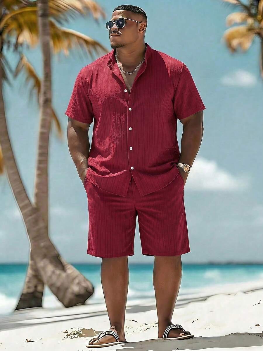 Manfinity Swimmode 加大码男士纯色短袖单排扣衬衫和短裤沙滩套装 - 酒紅色 - 查看 1