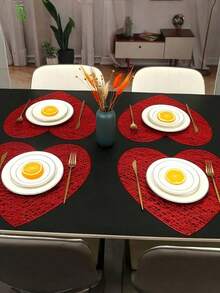 Bộ 4 tấm lót bàn hình trái tim chủ đề Ngày Valentine, chịu nhiệt và chống trượt, trang trí trung tâm bàn ăn, thích hợp cho các bữa tiệc lễ hội, đám cưới, trang trí Ngày Valentine, ngày tựu trường. - Đỏ - Xem 5