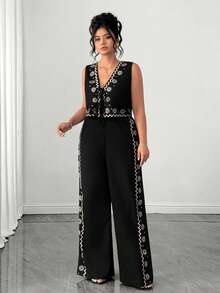 SHEIN Tall CURVE مجموعة قطعتين من سترة مربوطة وبنطلون بطبعة زهور للمقاسات الكبيرة - الأسود - مشاهدة 3