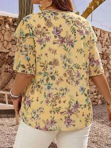 EMERY ROSE Plus Size Elegant Floral Print V-Neck Ruffle Trim Blouse, Summer - Light Yellow - View 2