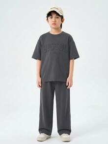 SHEIN 青少年男孩 2件組深灰色夏季套裝，寬鬆圓領短袖T恤與長褲，休閒校園返校兒童服飾 - 彩色 - 查看 4