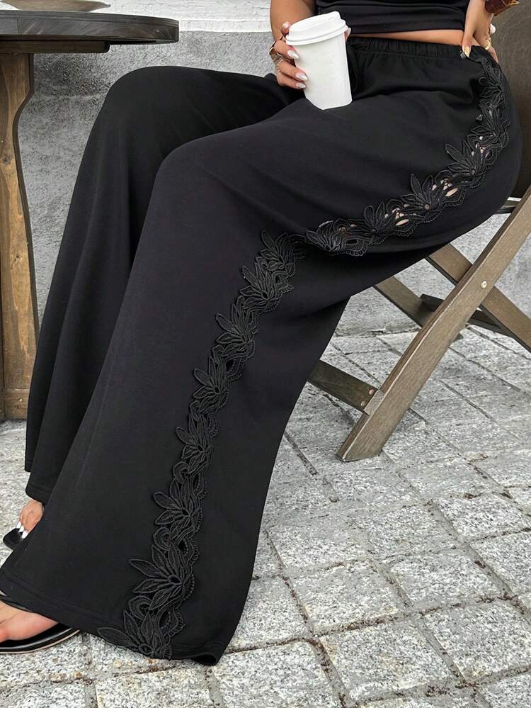 Dazy Plus Plus Size Women's Solid Color Contrast Lace Elastic Waist Loose Casual Pants, Suitable For All Seasons, Black