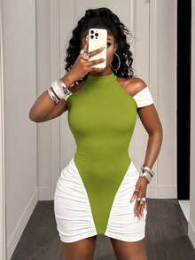 SHEIN BamGlam Vestido ajustado con hombros descubiertos y drapeado en dos tonos, moda de verano para mujer - Verde - Ver 6