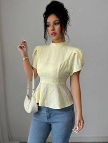 Elenzga Nouvelle blouse d'été pour femmes avec col montant, manches à volants en forme de pétale et ourlet à volants - Jaune clair - Voir 6
