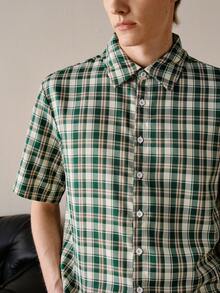 VeloEdit Green Color Men's Casual Plaid Print Short Sleeve Shirt, Woven,Collar Multicolor, Suitable For Daily, Workplace And Commuting In Summer Old Money, With Button & Button Front, Father's Day Gift For Father & Boyfriend, Outfits For Men - Multicolor - View 5