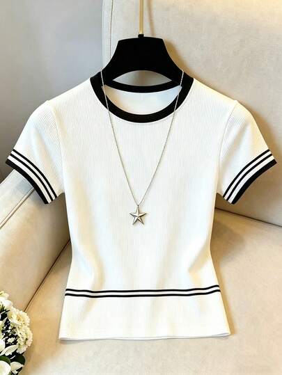 Franclia Women's Elegant And Casual Commuter Style Black And White Color Blocking Patchwork, Black And White Ribbon Decoration, Suitable For Casual Vacations, Sports, Home, Daily Parties, Women's Versatile T-Shirt, Knitted Ribbed Fabric Summer Color Blocking Top T-Shirt: Women's White T-Shirt, Women's Casual T-Shirt, Short-Sleeved T-Shirt, Solid Color T-Shirt, Women's Holiday Outfits, Knitted T-Shirt Top, Summer Casual Vacation Style, Graduation Season, Workplace Outfits, Social Tops, Women's Office Outfits, Color Blocking T-Shirt, Slim Fit T-Shirt, Commuter T-Shirt Top, Country Style, Summer Holiday Outfits, Women's Graduation T-Shirt, Short-Sleeved Top, Ribbed Top T-Shirt, Versatile Summer T-Shirt, Holiday T-Shirt, Knitted Top T-Shirt, Everyday Versatile T-Shirt.Graduation Season Attire, Fashionable Casual Commuter Wear, Business Office Wear, Versatile And Stylish Everyday Casual Wear, Urban Teacher's Professional Attire