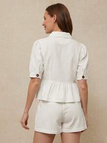 WESTFADE 翻领纽扣短袖荷叶边下摆棉混纺牛仔上衣，乡村西部风格，适合夏季牛仔女郎纳什维尔音乐会穿着 - 米色 - 查看 2