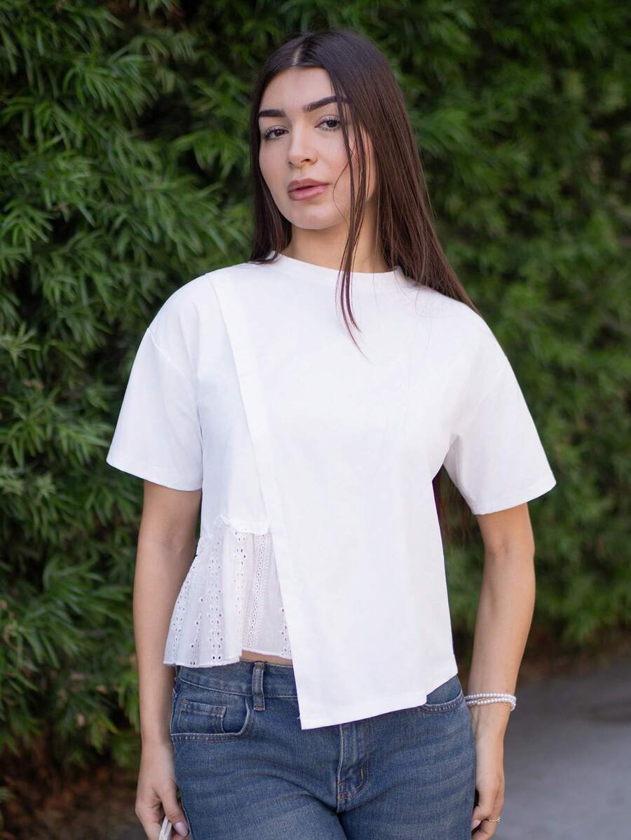 Andrea Bello 女式短袖圆领不对称下摆T恤，荷叶边 - 白色 - 查看 1