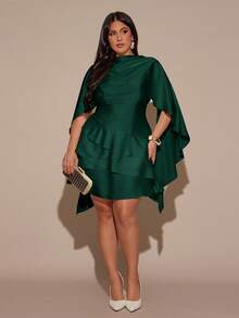 SHEIN BAE Đầm satin cỡ lớn dành cho nữ mùa thu/đông, kiểu dáng bất đối xứng, dây đeo có thể điều chỉnh, hở lưng, cổ áo choàng. - Màu xanh lá cây đậm - Xem 5