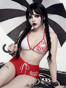 ROMWE Goth Bộ bikini 3 mảnh dành cho nữ, gồm áo hai dây cổ yếm và quần lót tam giác có dây rút ở eo, in chữ tương phản màu đỏ và trắng. - Nhiều màu - Xem 2