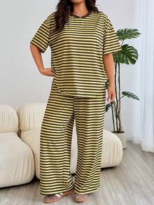 SHEIN EZwear Set Kaos dan Celana Bergaris Longgar Kasual Ukuran Besar - Mocha Brown - View 3