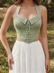 Sweetness Atasan Camisole Leher Halter dengan Tali Tenun Motif Bunga Pastel Seksi Romantis untuk Wanita, Cocok untuk Golf dan Musim Panas. - Hijau - View 3