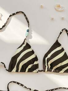 Swim Vcay Bộ đồ đi biển 2 món dành cho nữ, thời trang dễ thương, gợi cảm, thích hợp cho kỳ nghỉ biển, tiệc bể bơi, in họa tiết ngẫu nhiên, áo crop top buộc dây sau lưng và quần bikini buộc dây bên hông, thích hợp cho mùa xuân/hè. - Nhiều màu - Xem 4