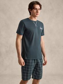 EverLounge Men Letter Graphic Tee & Plaid Shorts PJ Set / Pajama Set - Dark Green - View 4