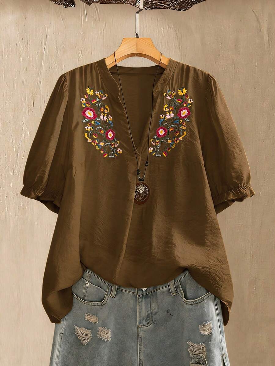 SHEIN LUNE 大尺碼女款刺繡花卉圖案泡泡袖上衣 - 棕色 - 查看 1