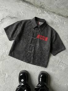 NEON BLANC Áo sơ mi denim nam tay ngắn kiểu dáng thường ngày, khóa cài hình máy bay, họa tiết da báo. - màu đen - Xem 1