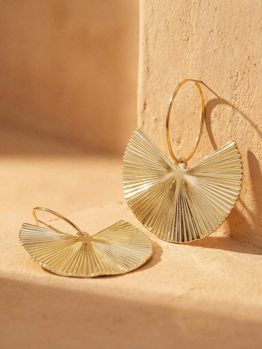 Swim Chiccia 1pair Metallic Folded Leaf Design Earrings, Elegant & Versatile - Yellow Gold - View 1