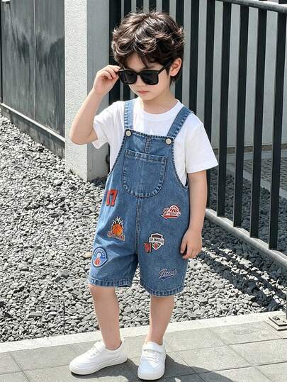 1 chiếc quần yếm denim kiểu Mỹ cổ điển dành cho bé trai, có túi lớn và họa tiết in, phù hợp để mặc hàng ngày, đi lễ hội âm nhạc, dự tiệc, đi nghỉ mát, đi học, mùa xuân/hè.