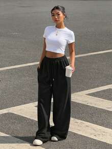 SHEIN EZwear 女士纯色圆领短袖上衣和裤子休闲两件套 - 黑與白 - 查看 4
