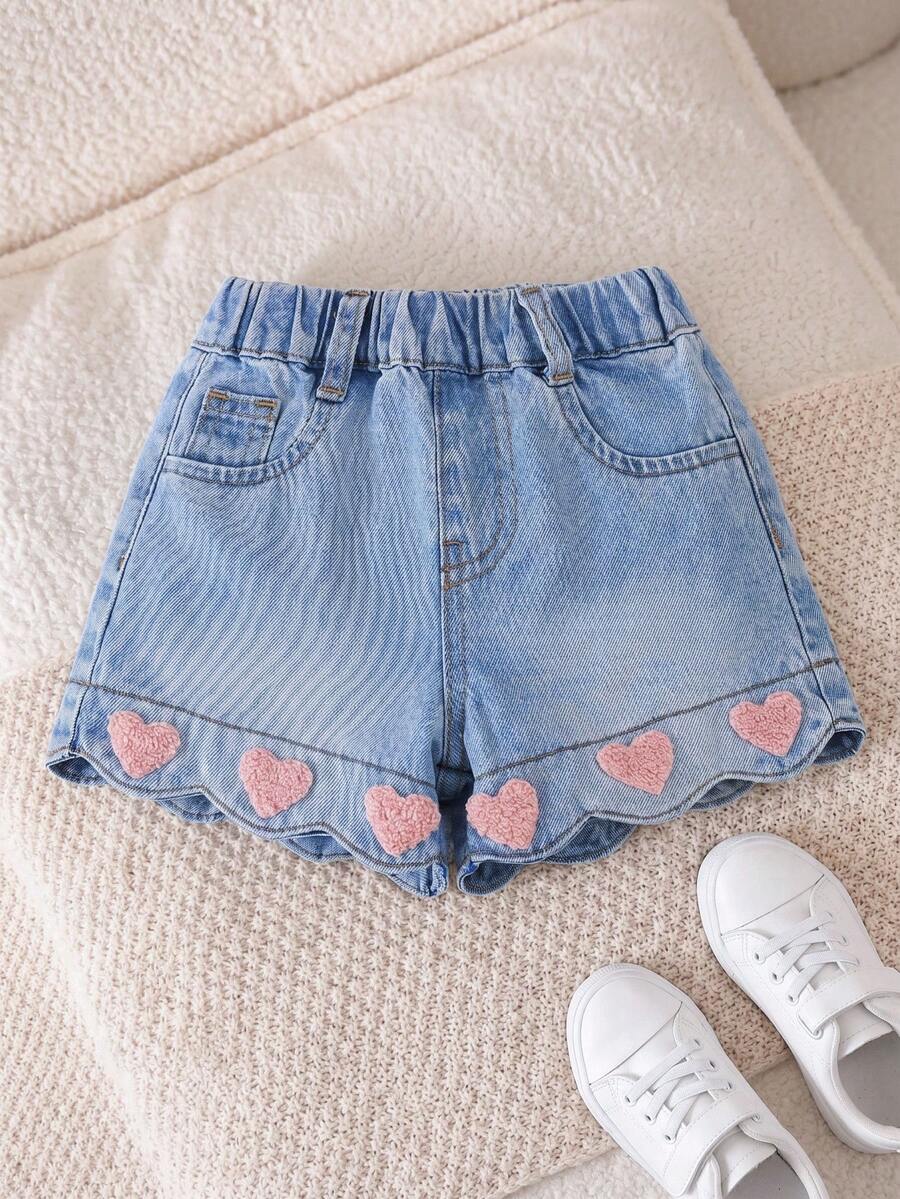 Toddler Girls' Fashionable Korean Style Soft Denim Shorts With 3D Heart Decor, Casual Ripped Straight Leg Jeans Shorts, Suitable For Summer Outdoor Play, Party And Festivals - Light Wash - View 1
