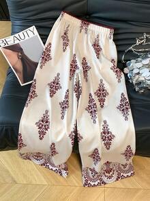GlowEve Women's Floral Print Loose Wide Leg Pants, Suitable For Vacation - Burgundy - View 2