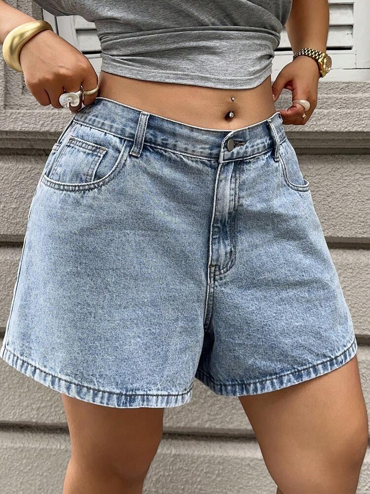 Dazy Plus Plus Size Women's Solid Washed Versatile Casual Denim Shorts, Spring/Summer