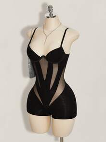 SHEIN ICON Bộ jumpsuit hai dây gợi cảm, màu trơn, chất liệu lưới phối ren, dành cho nữ, thích hợp đi dự tiệc mùa hè Y2K (phong cách thập niên 2000), kiểu dáng câu lạc bộ, Coachella. - màu đen - Xem 4