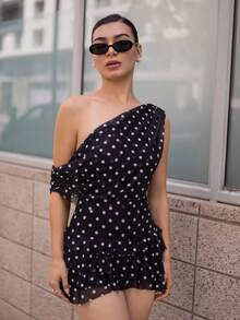 Andrea Bello 女士黑色优雅不对称荷叶边迷你连衣裙，黑色小黑裙，适合日常约会、派对、聚会、鸡尾酒会、浪漫约会、伴娘礼服、晚间外出等场合。 - 黑色 - 查看 5