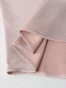 GlowEve Áo kiểu nữ mùa hè bằng vải satin bóng màu hồng phấn, cổ lệch, thiết kế nơ, tay ngắn. - Màu Hồng baby - Xem 6