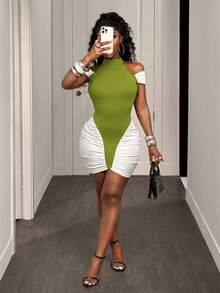 SHEIN BamGlam Vestido ajustado con hombros descubiertos y drapeado en dos tonos, moda de verano para mujer - Verde - Ver 4
