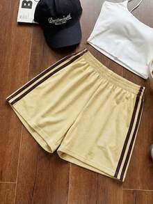 Comfortcana Quần short nữ cạp chun phối màu, kiểu dáng thường ngày đa năng, thích hợp mặc hàng ngày. - Màu vàng - Xem 6