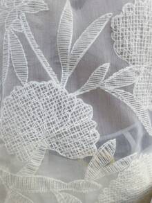 Lavishia 女款夏季優雅白色花卉刺繡掛脖奢華清爽上衣，適合婚禮賓客、母親節、婚禮、海灘度假 - 米色 - 查看 9