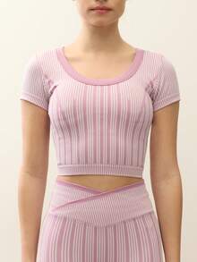 Nöista Part Of A Set, Activewear Top In Rib Structure And Removable Pads In Pink Color, Seamless. Activewear, Yoga, Gym, Workout, Barre, Pilates, Fitness. - Purple - View 3