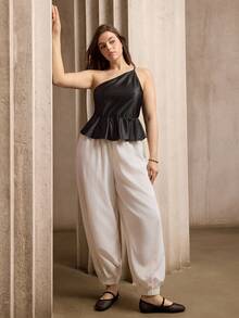 Flouryn Spaghetti Strap Glossy Solid Color Umbrella Hem Camisole Top Paired With Textured Solid Color Wide Leg Pants, Fashionable Commuter Outfit For Holiday - Multicolor - View 3