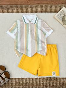 SHEIN 2pcs/Set Young Boy Casual Vacation Green Striped Short Sleeve Polo Shirt And Shorts Set, Young Boy Spring/Summer Outfits - Yellow - View 3