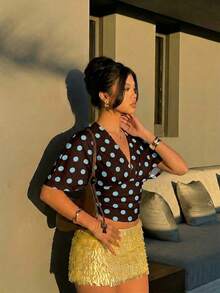 Aloruh 女士休闲波点V领收腰短袖T恤，适合夏季、度假、约会穿着 - 黑色 - 查看 7