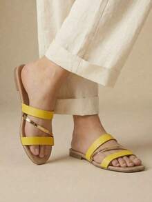 Flat Sandal In Gold, Rose And Silver Gold - 黃色 - 查看 2
