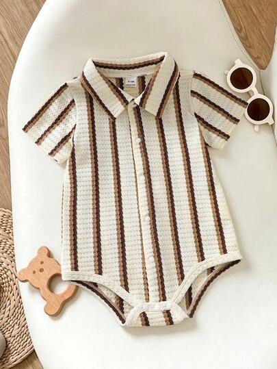SHEIN Vintaside Kids Infant Baby Boys White Short Sleeve Romper, Casual Knit Jacquard Fabric With Special Hollow-Out Design, Classic Round Collar, Full Button Front Closure, Simple And Versatile, Convenient Open-Crotch Romper, Suitable For Spring/Summer Indoor Wear, Comfortable Casual Home, Baptism Or Formal Family Gathering (1M-24M), All Season