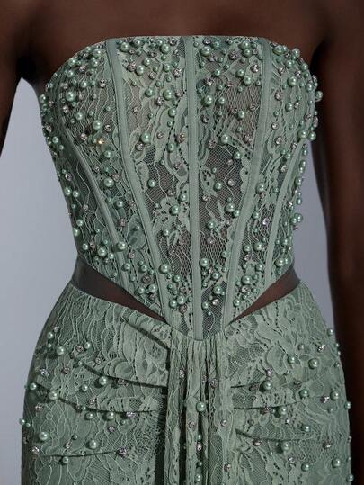 Elitara Elegant Grass Green Romantic Lace Embroidered Strapless Luxury 3D Rhinestone Handmade Beaded Ruched Waist Mermaid Tail Hem Evening Gown, Suitable For Dates, Vacations, Singles Parties, Weddings, Graduations, Formal Occasions